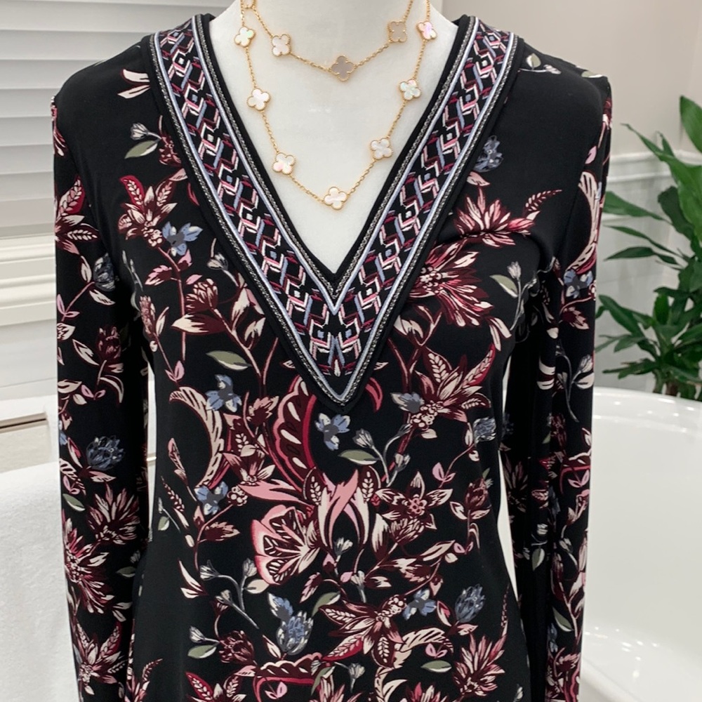 White House Black Market dress. Excellent condition!!!
